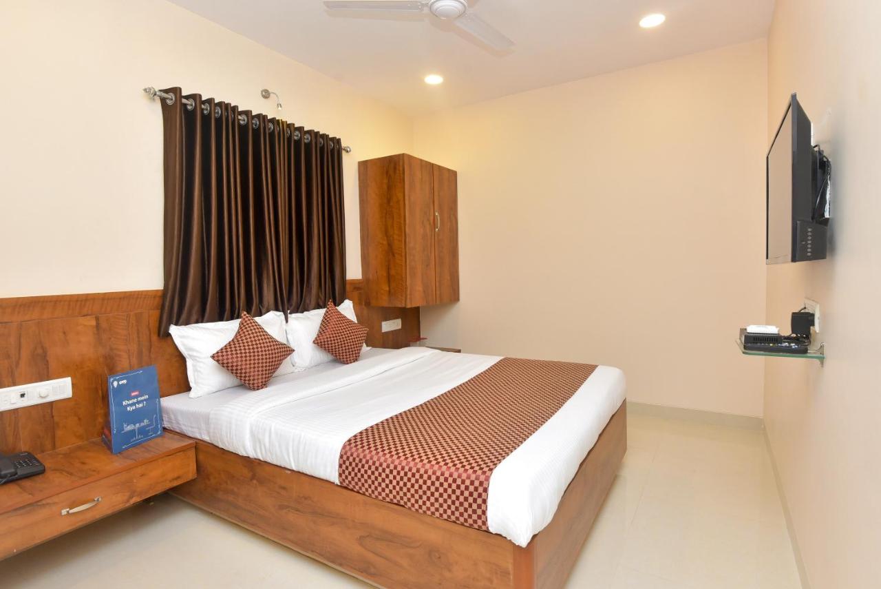 Oyo 8757 Prakash Inn Mumbai Eksteriør bilde
