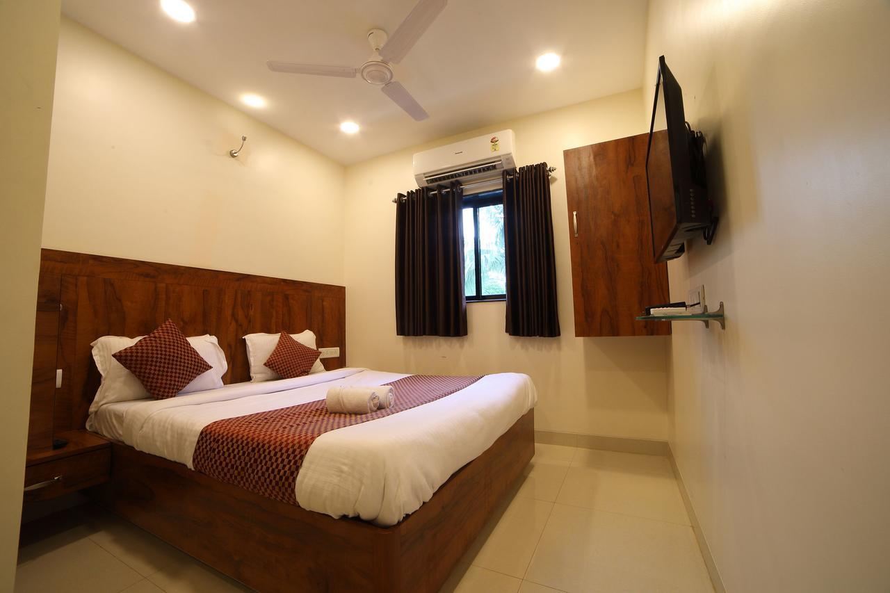 Oyo 8757 Prakash Inn Mumbai Eksteriør bilde